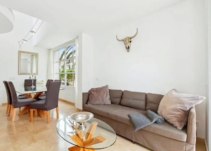 Familienfreundliches Charmantes Mit Grill, Terrasse Und Garten Holiday home *