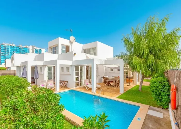 Familienfreundliches Charmantes Mit Grill, Terrasse Und Garten 캔 피카폴트