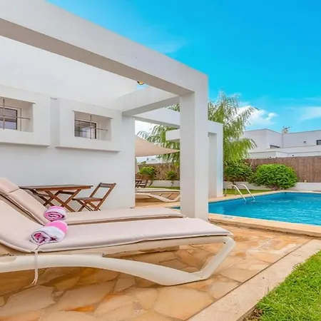 Holiday home Familienfreundliches Charmantes Mit Grill, Terrasse Und Garten Can Picafort (Mallorca)