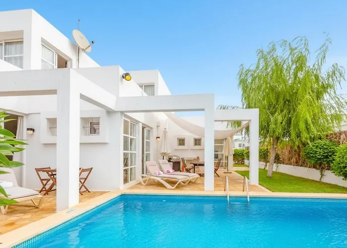 Casa vacanze Familienfreundliches Charmantes Mit Grill, Terrasse Und Garten *