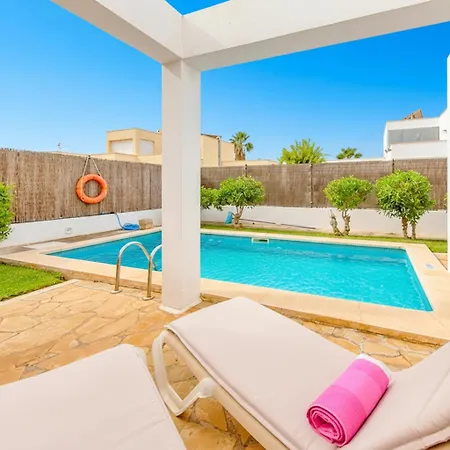 Familienfreundliches Charmantes Mit Grill, Terrasse Und Garten * Can Picafort (Mallorca)
